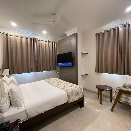 ホテル Wongdhen House ニューデリー エクステリア 写真